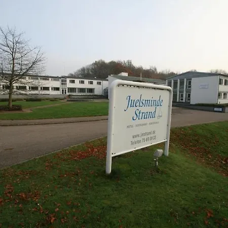 Otel Hotel Juelsminde Strand 3*